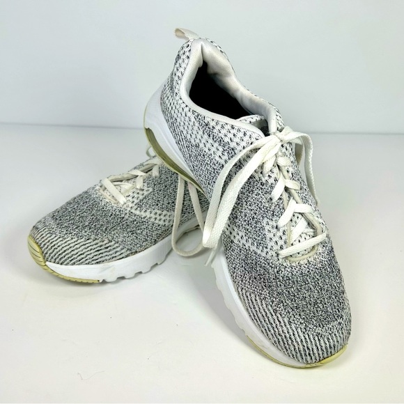 Skechers Flex Appeal Sneaker Size 6 Women's - Picture 2 of 12